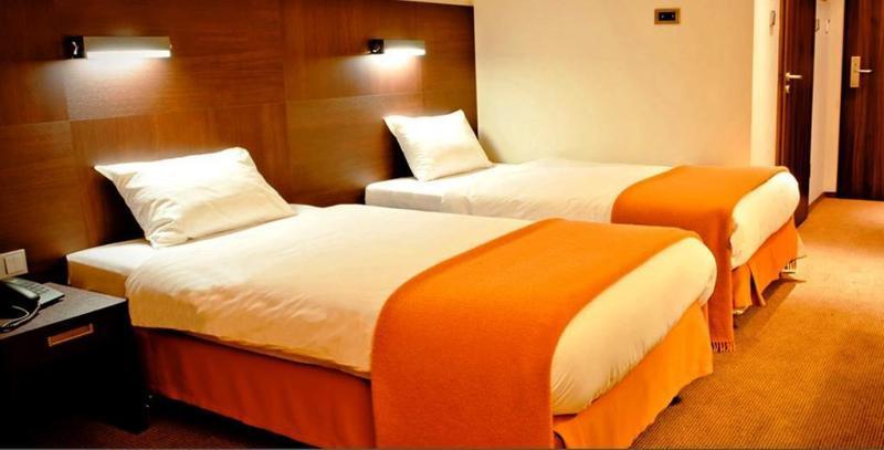 Desilva Warszawa Piaseczno Hotel Piaseczno  Bagian luar foto
